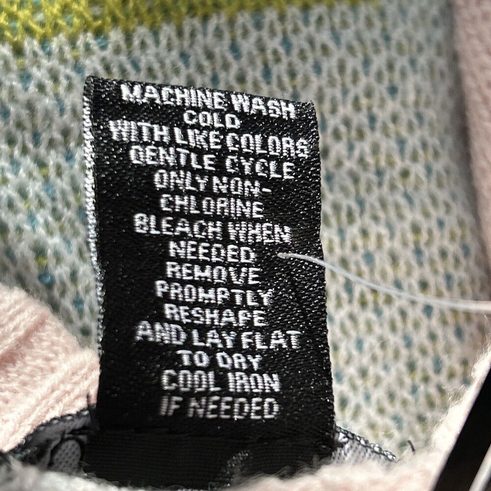 Just Polly New York Women's Medium Sweater Lake Cloud Scene Pink Blue NEW - Picture 8 of 9